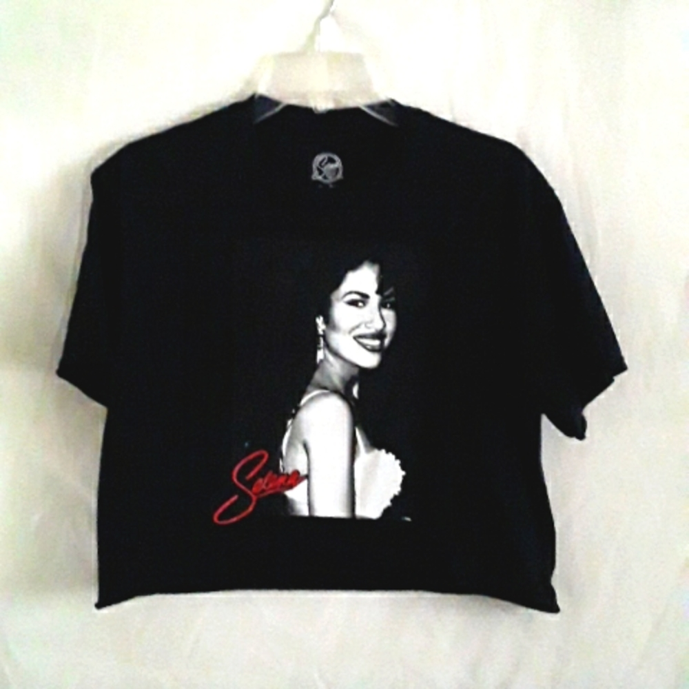 Selena crop tee